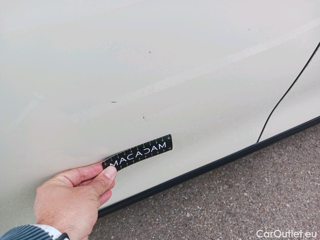  Mini  Cooper MINI MINI 5p 4G berlina con portón ONE D 5 PUERTAS #16