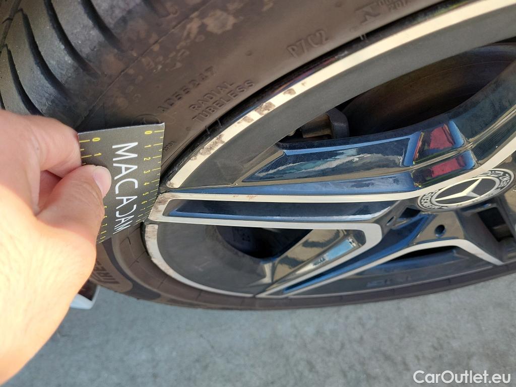  Mercedes  CLA-Klasse MERCEDES-BENZ CLA / 2019 / 4P / coupé CLA 200 D DCT #2