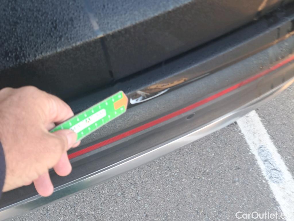  Hyundai  Santa Fe HYUNDAI  / 2021 / 5P / todoterreno 1.6 TGDi PHEV Tecno Auto 4x4 #19