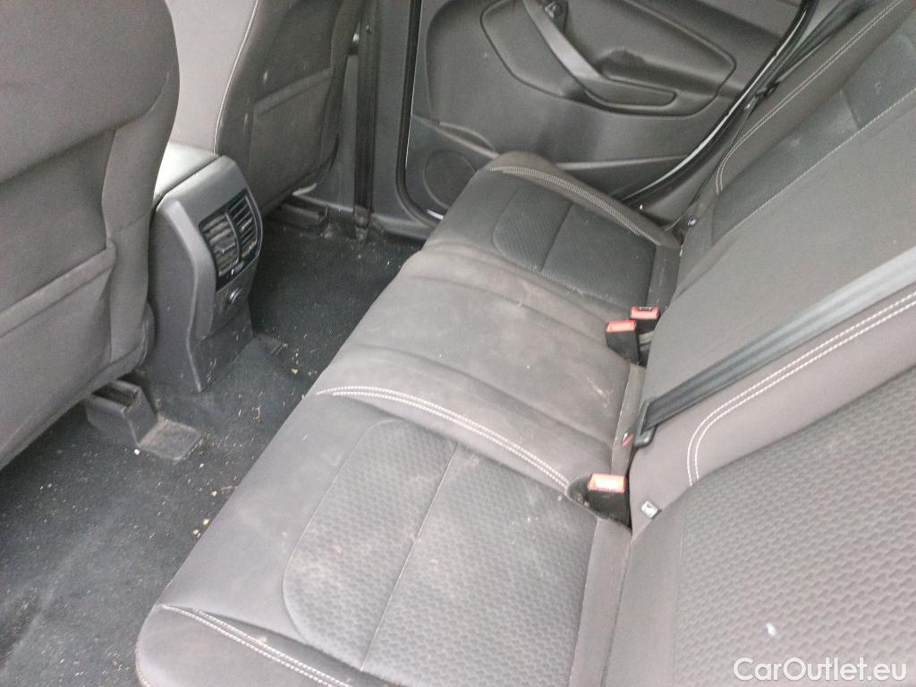  Ford  Kuga FORD  / 2016 / 5P / todoterreno 1.5 EcoBoost 88kW 4x2 Trend+ (CX) #23