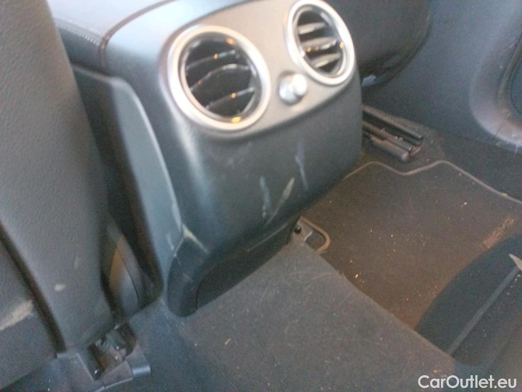  Mercedes  G-Klasee MERCEDES-BENZ Clase GLC / 2019 / 5P / todoterreno GLC 300 de 4MATIC #24