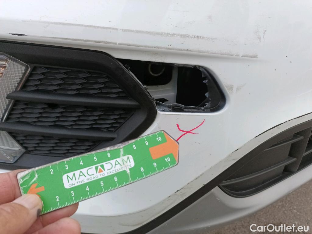  Ford  Kuga FORD  / 2016 / 5P / todoterreno 1.5 EcoBoost 88kW 4x2 Trend+ (CX) #38