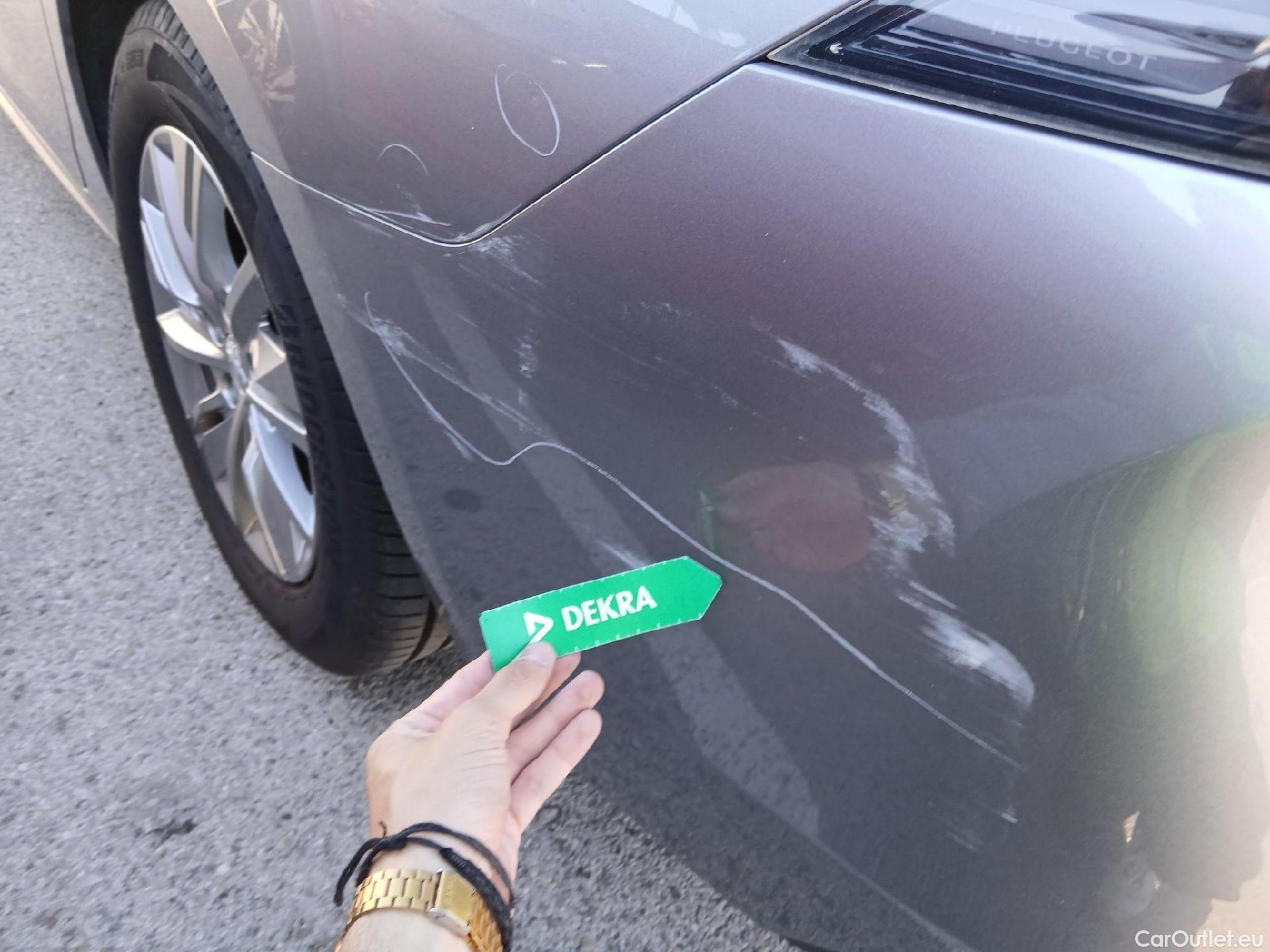  Peugeot  508 PEUGEOT  / 2018 / 5P / familiar SW Active Pack PureTech 130 S&S EAT8 #14