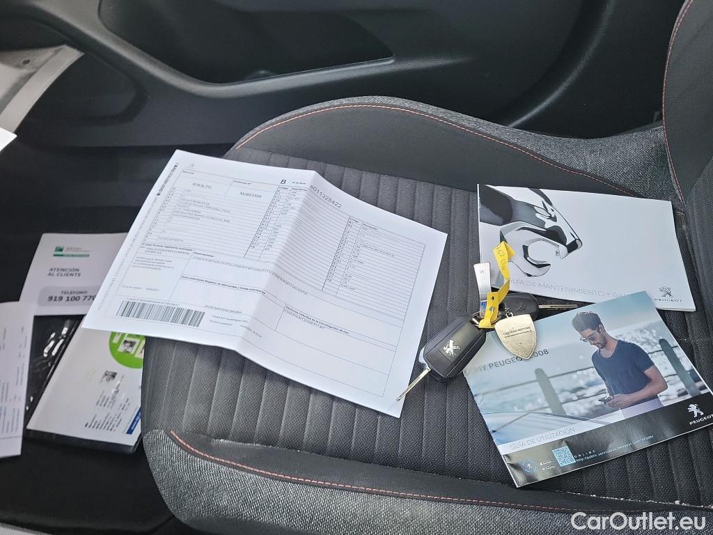  Peugeot  2008 PEUGEOT  / 2019 / 5P / todoterreno Active Pack BlueHDI 81kW (110CV) #5