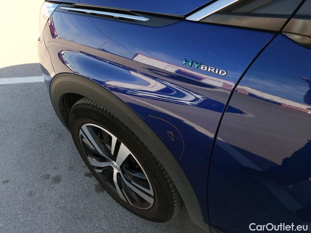  Peugeot  3008 PEUGEOT  Hybrid / 2016 / 5P / todoterreno 225 e-EAT8 Allure #25