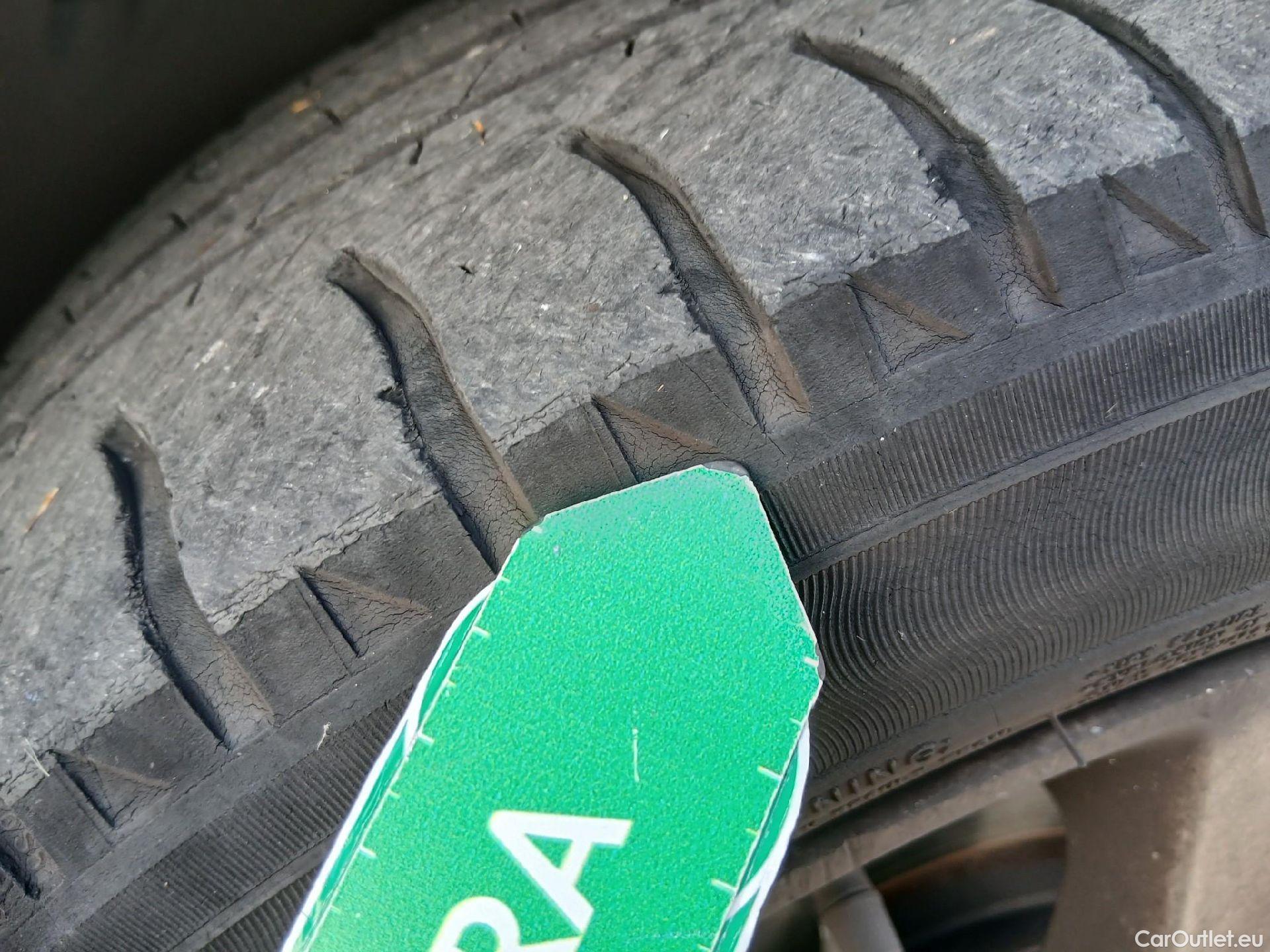  Opel  Corsa OPEL  / 2019 / 5P / berlina con portón 1.2T XHL 74kW (100CV) Elegance (CX) #12