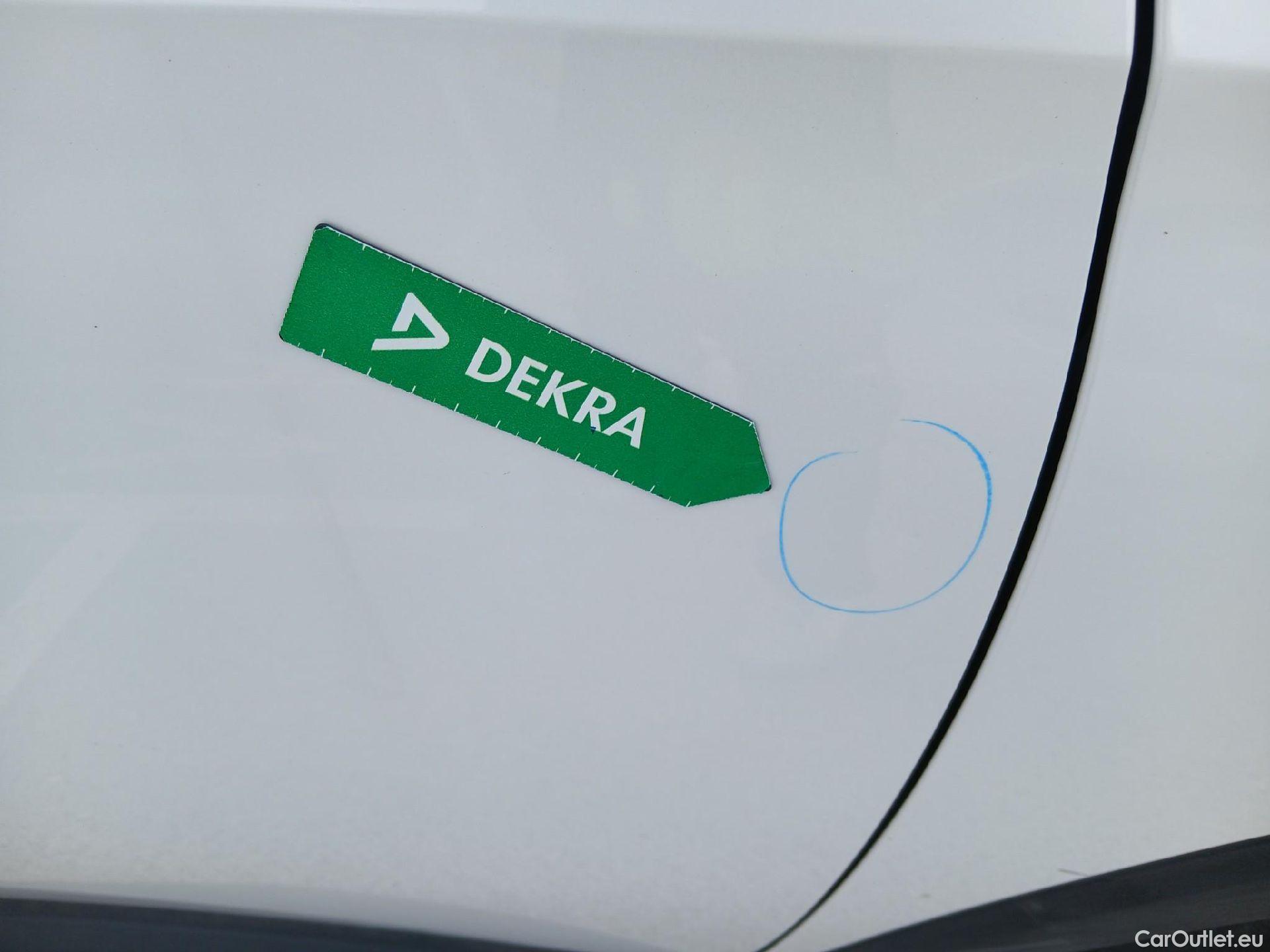  Peugeot  3008 PEUGEOT  / 2020 / 5P / todoterreno 1.5 BlueHDi 96kW (130CV) S&S Active Pack #16