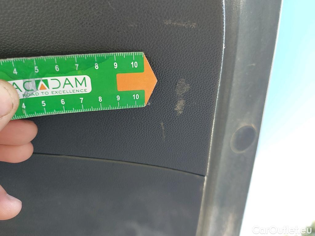  Renault  Captur RENAULT  / 2020 / 5P / todoterreno Intens TCe 90 #24