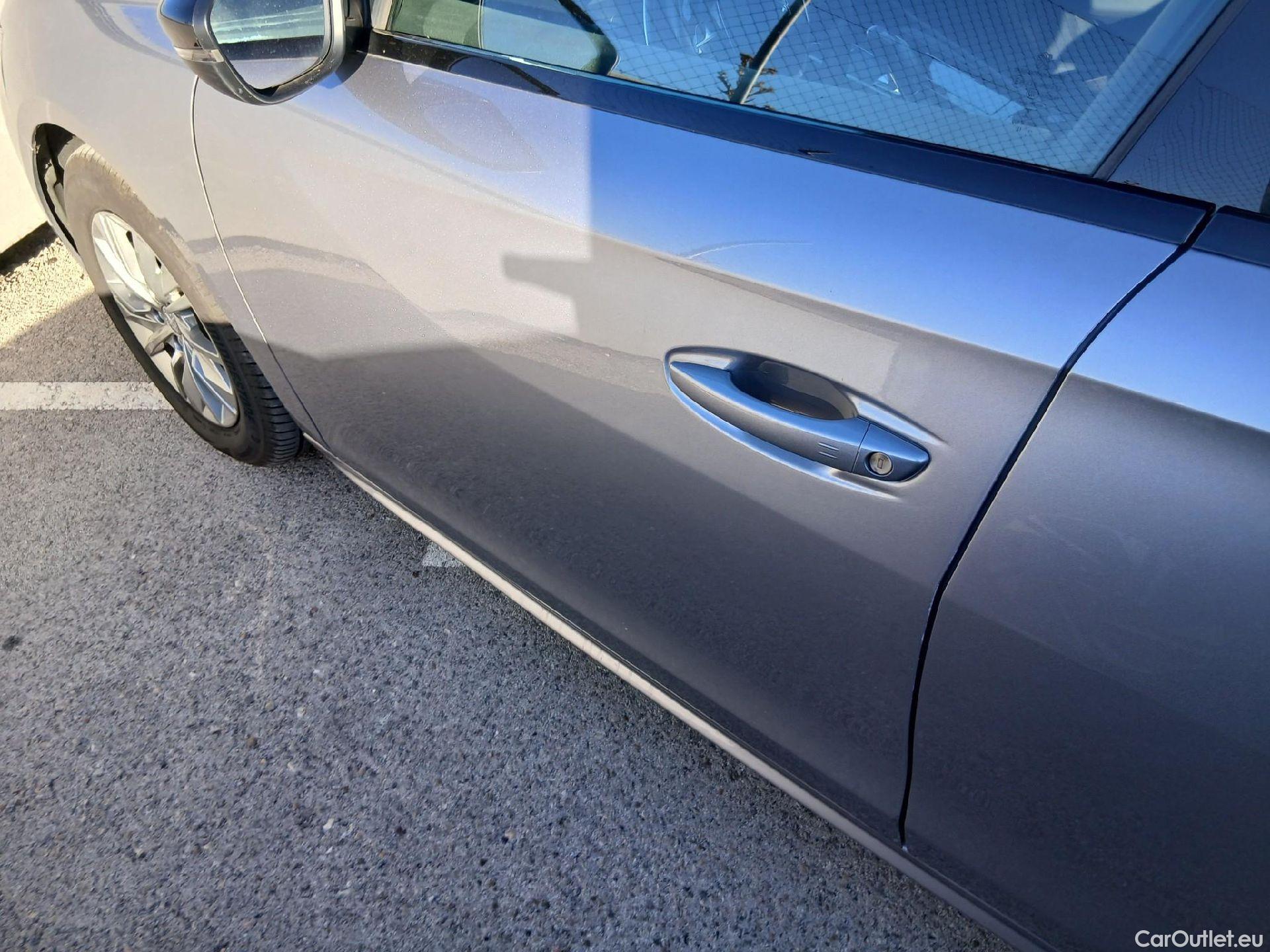  Peugeot  508 PEUGEOT  / 2018 / 5P / familiar SW Active Pack PureTech 130 S&S EAT8 #9