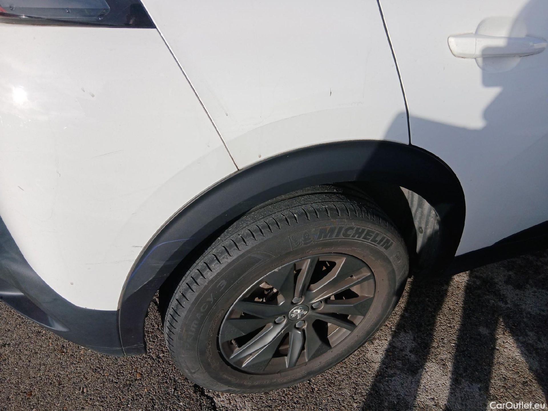  Peugeot  2008  Active Pack 1.5 HDi 110CV MT6 E6d #28