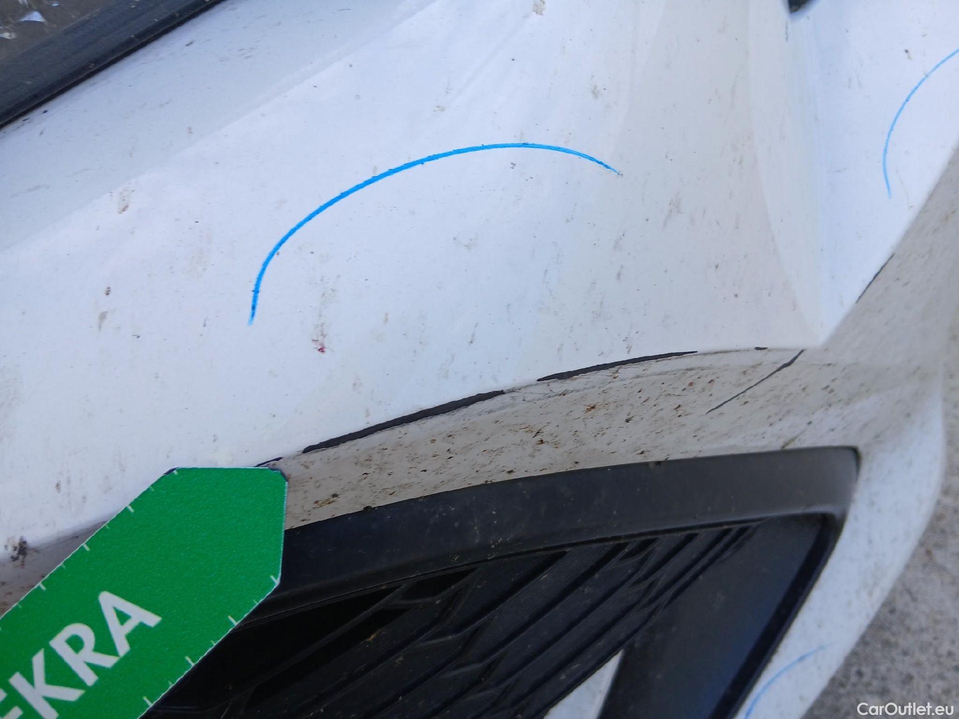  Toyota  Corolla TOYOTA  / 2019 / 5P / berlina con portón 1.8 125H BUSINESS PLUS E-CVT #5