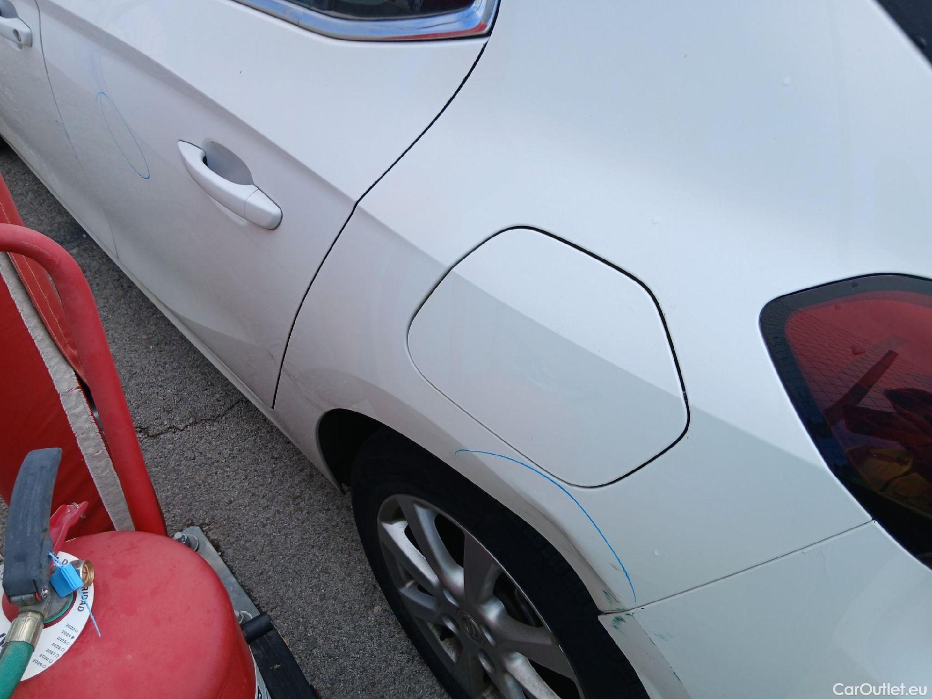  Opel  Corsa OPEL  / 2019 / 5P / berlina con portón 1.2T XHL 74kW (100CV) Elegance (CX) #36