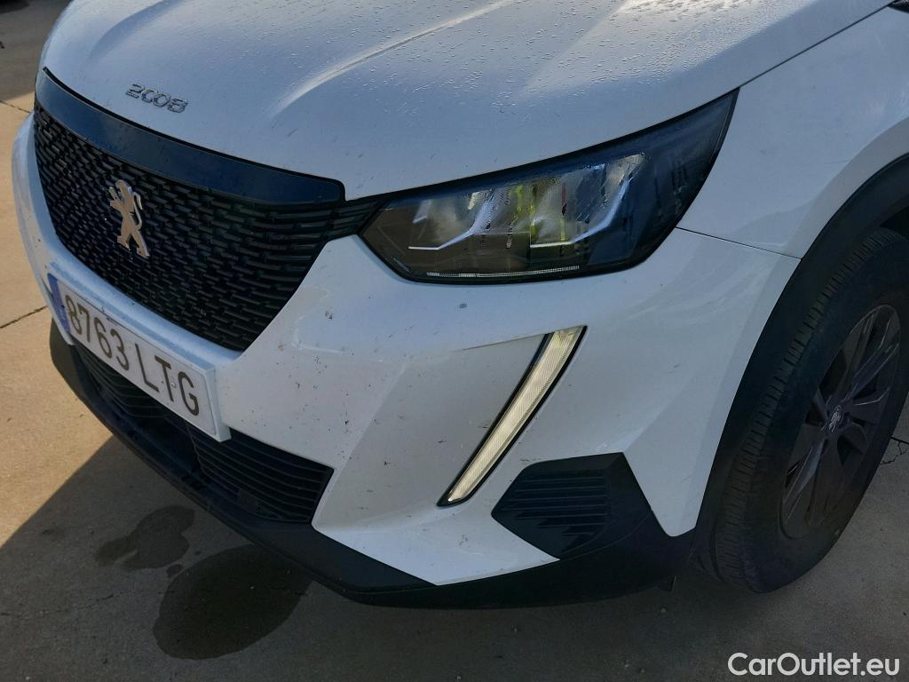 Peugeot  2008 PEUGEOT  / 2019 / 5P / todoterreno Active Pack BlueHDI 81kW (110CV) #28