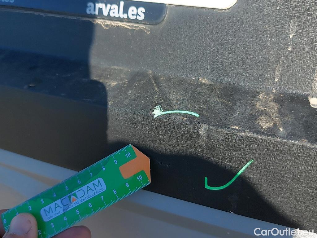  Renault  Captur RENAULT  / 2020 / 5P / todoterreno Intens TCe 90 #4