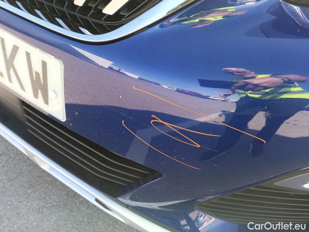  Peugeot  3008 PEUGEOT  Hybrid / 2016 / 5P / todoterreno 225 e-EAT8 Allure #31