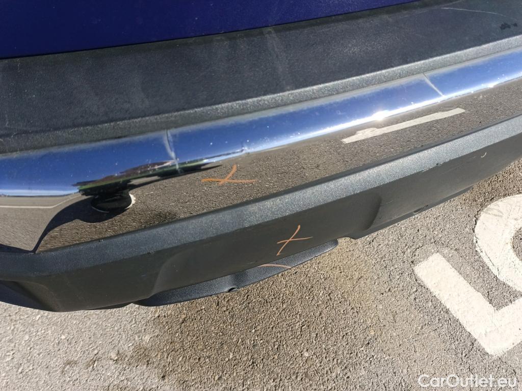  Peugeot  3008 PEUGEOT  Hybrid / 2016 / 5P / todoterreno 225 e-EAT8 Allure #4