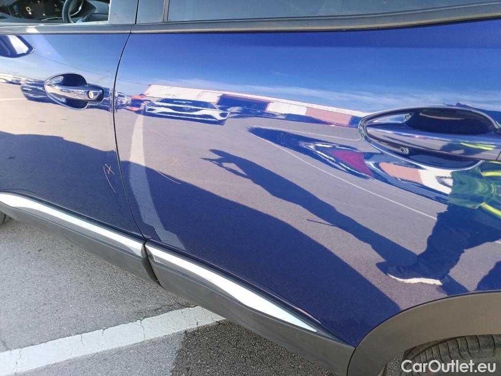  Peugeot  3008 PEUGEOT  Hybrid / 2016 / 5P / todoterreno 225 e-EAT8 Allure #17