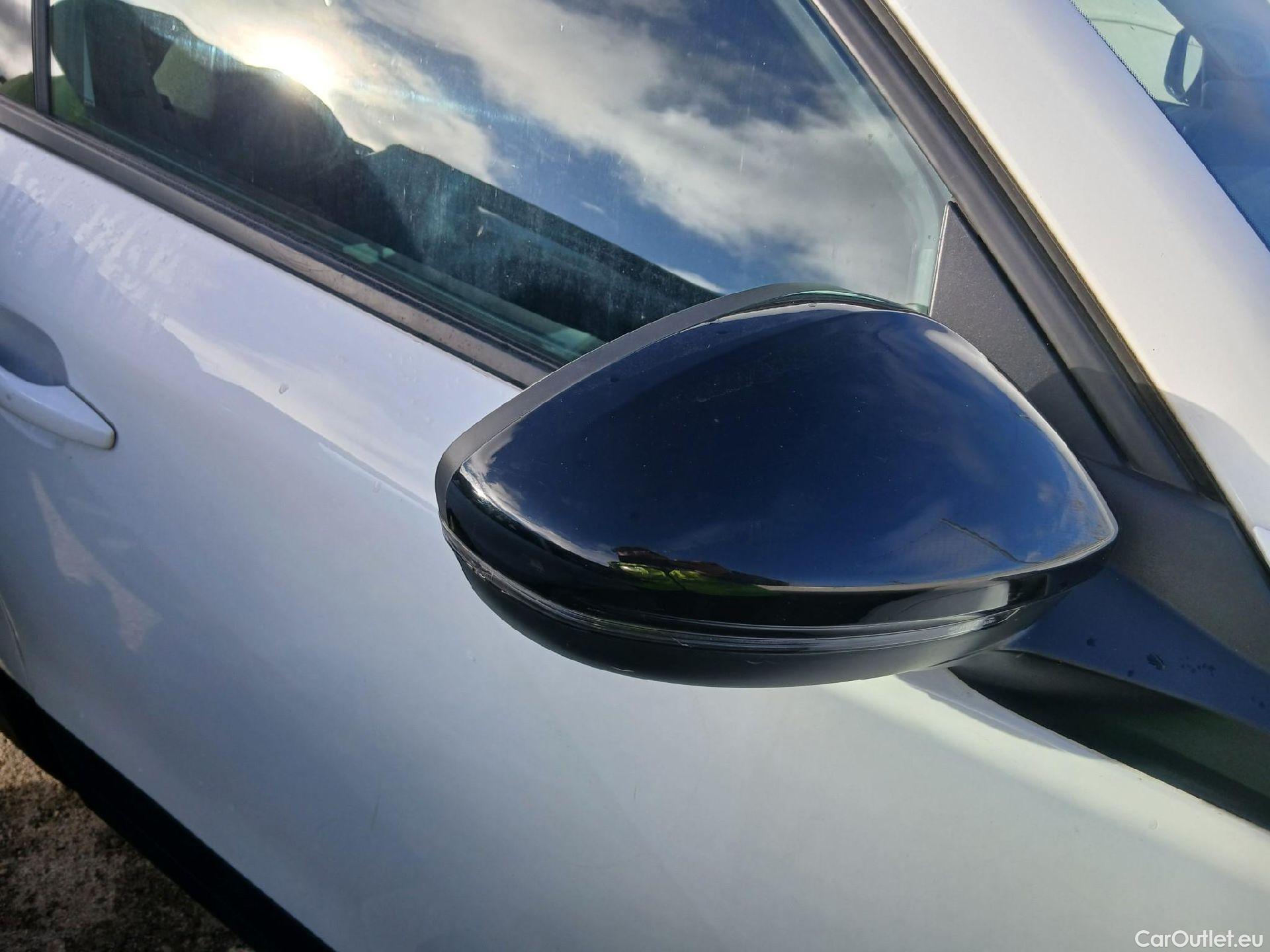  Peugeot  2008  Active Pack 1.5 HDi 110CV MT6 E6d #29