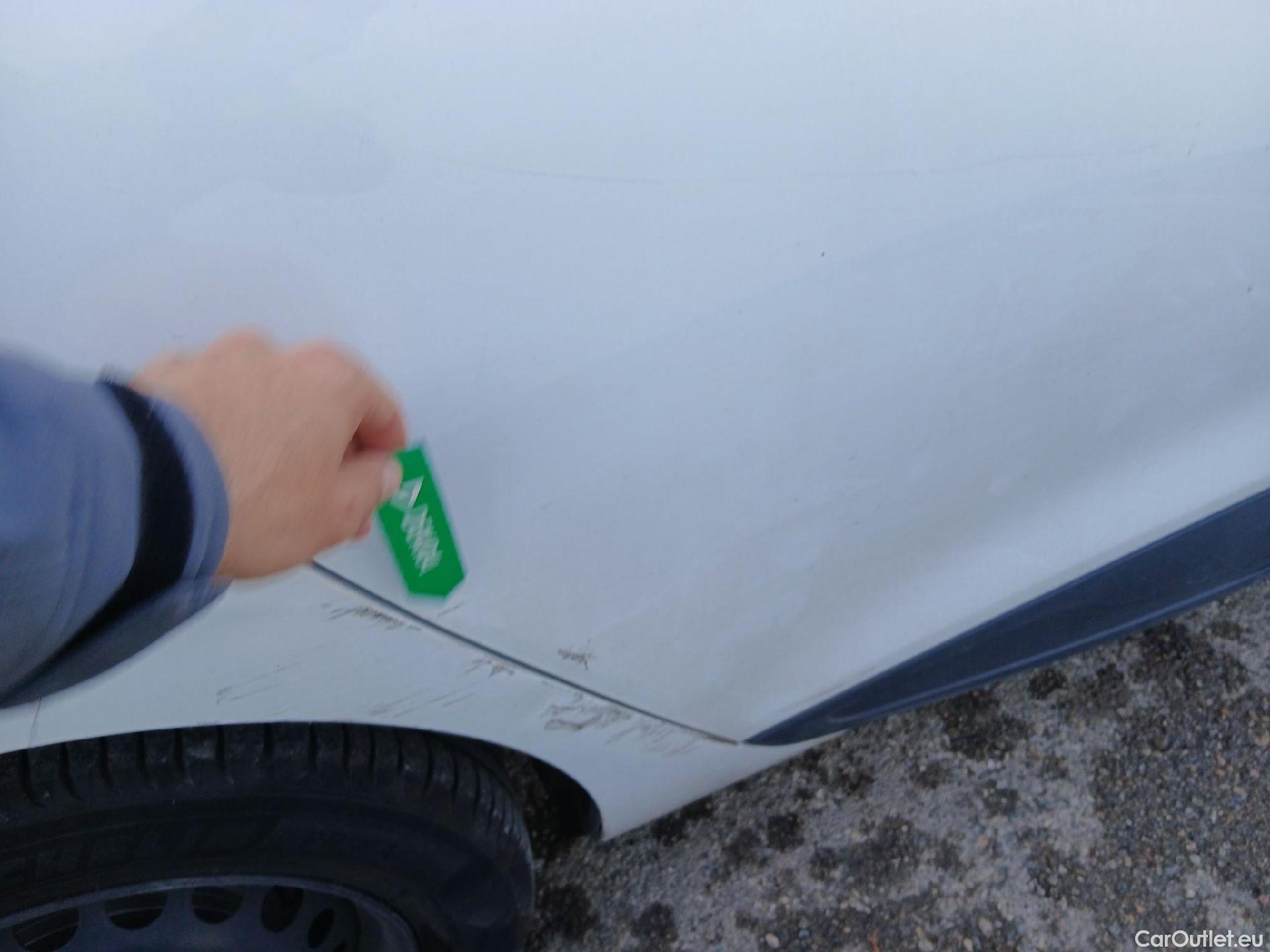  Renault  Clio  IV Business 1.5 dCi 90CV MT5 E6 #24