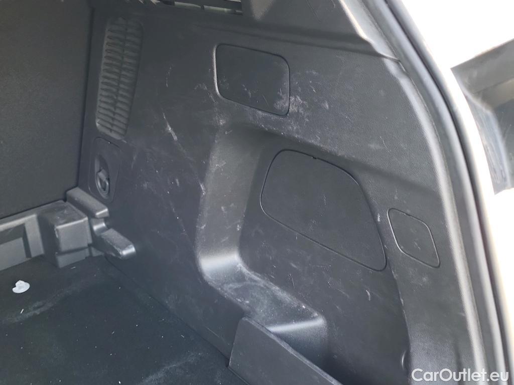  Opel   Grandland X OPEL Grandland / 2021 / 5P / todoterreno 1.5 CDTi Business Edition Auto #13