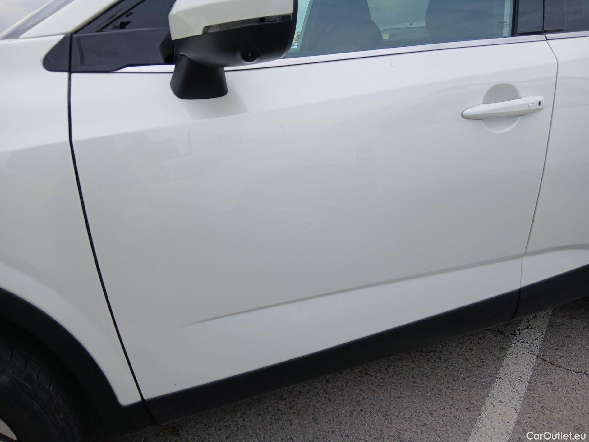  Nissan  Qashqai NISSAN  / 2021 / 5P / todoterreno DIG-T 103kW N-Connecta (Comfort Pack) #5