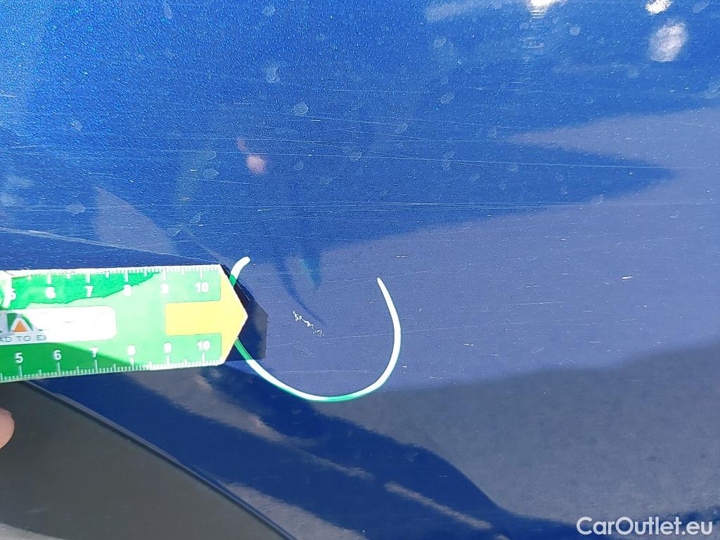  Renault  Captur RENAULT  / 2020 / 5P / todoterreno Intens TCe 90 #26