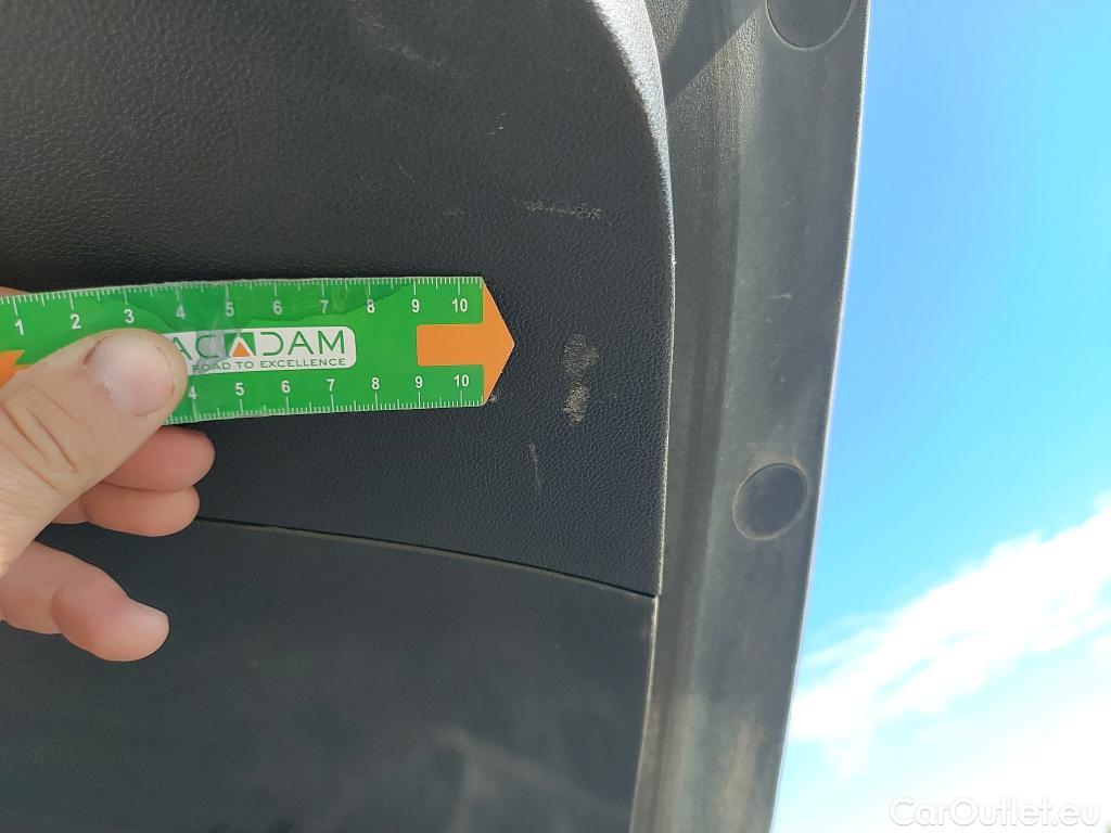  Renault  Captur RENAULT  / 2020 / 5P / todoterreno Intens TCe 90 #23