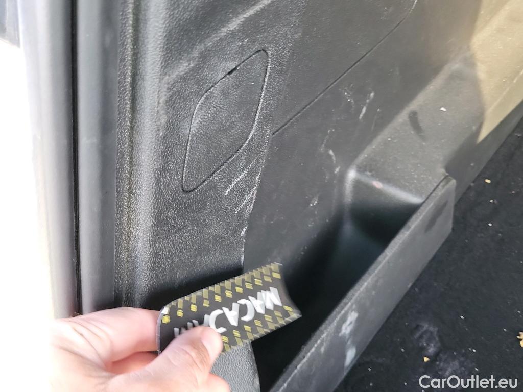  Opel   Grandland X OPEL Grandland / 2021 / 5P / todoterreno 1.5 CDTi Business Edition Auto #12