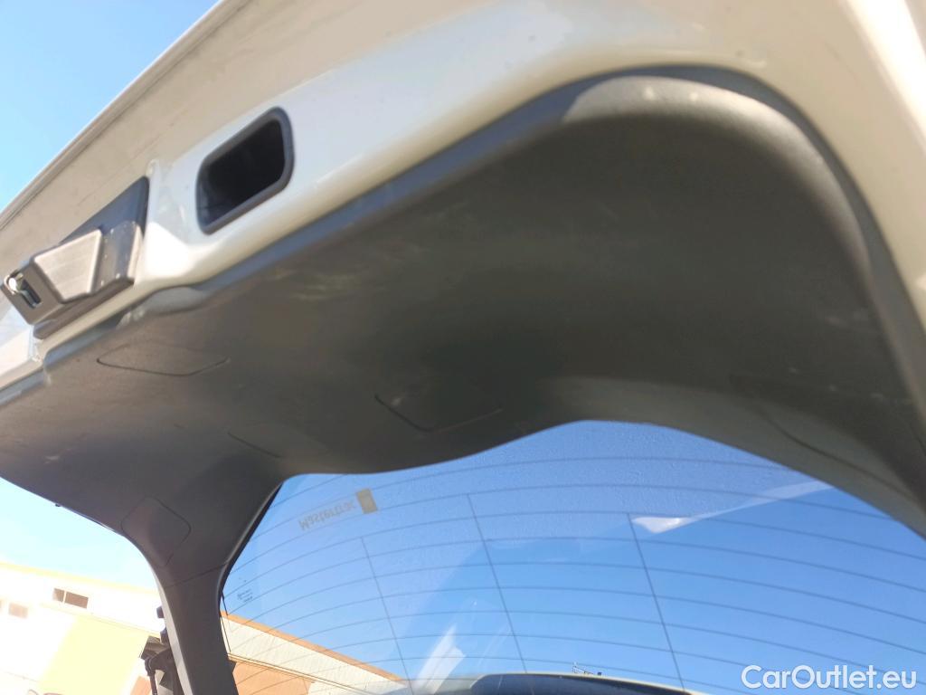  Toyota  C-HR TOYOTA  / 2019 / 5P / todoterreno 1.8 125H Advance #11