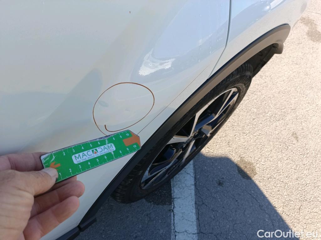  Toyota  C-HR TOYOTA  / 2019 / 5P / todoterreno 1.8 125H Advance #8