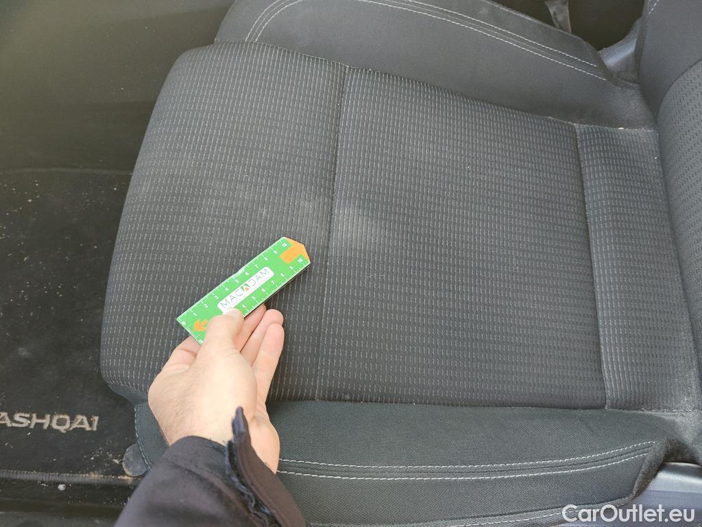  Nissan  Qashqai NISSAN  / 2021 / 5P / todoterreno DIG-T 103kW (140CV) mHEV 4x2 Acenta #4