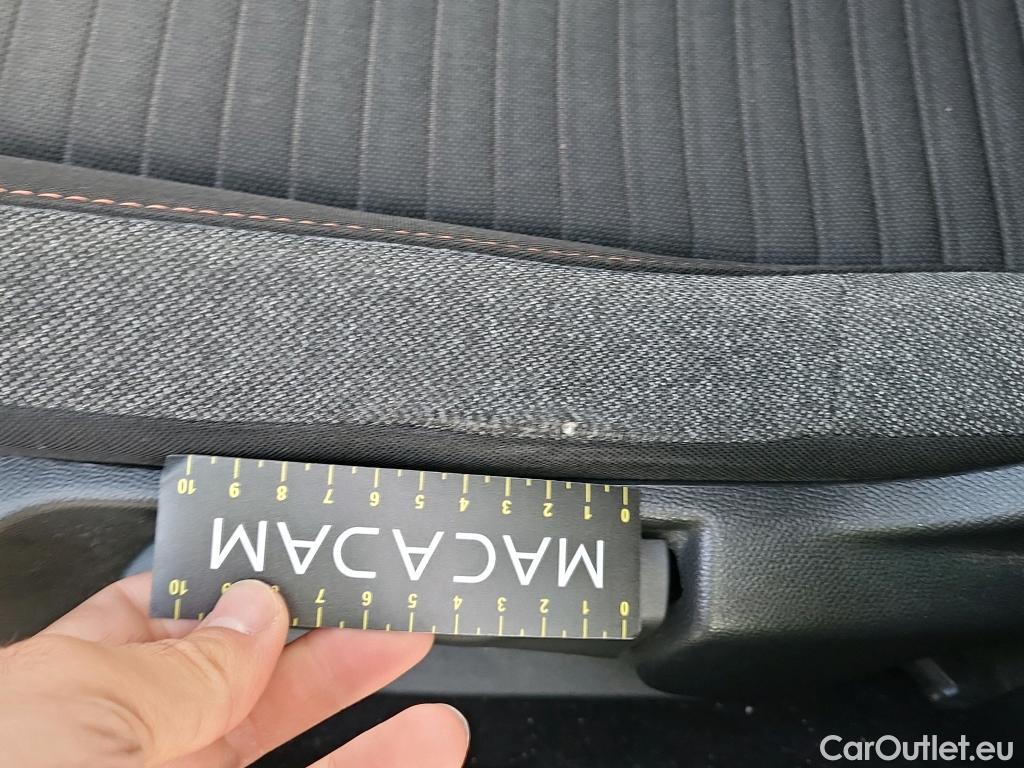  Peugeot  2008 PEUGEOT  / 2019 / 5P / todoterreno Active Pack BlueHDI 81kW (110CV) #2