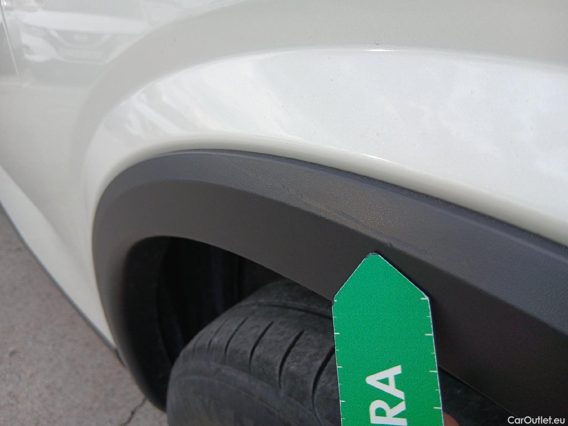  Nissan  Qashqai NISSAN  / 2021 / 5P / todoterreno DIG-T 103kW N-Connecta (Comfort Pack) #20