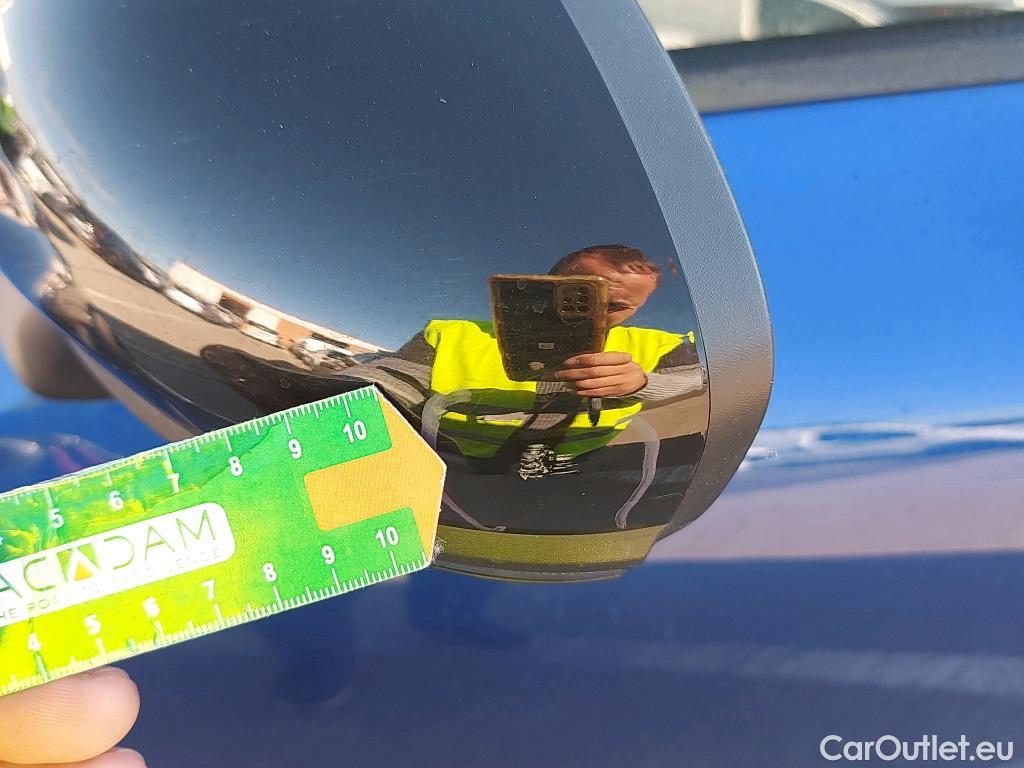  Renault  Captur RENAULT  / 2020 / 5P / todoterreno Intens TCe 90 #39