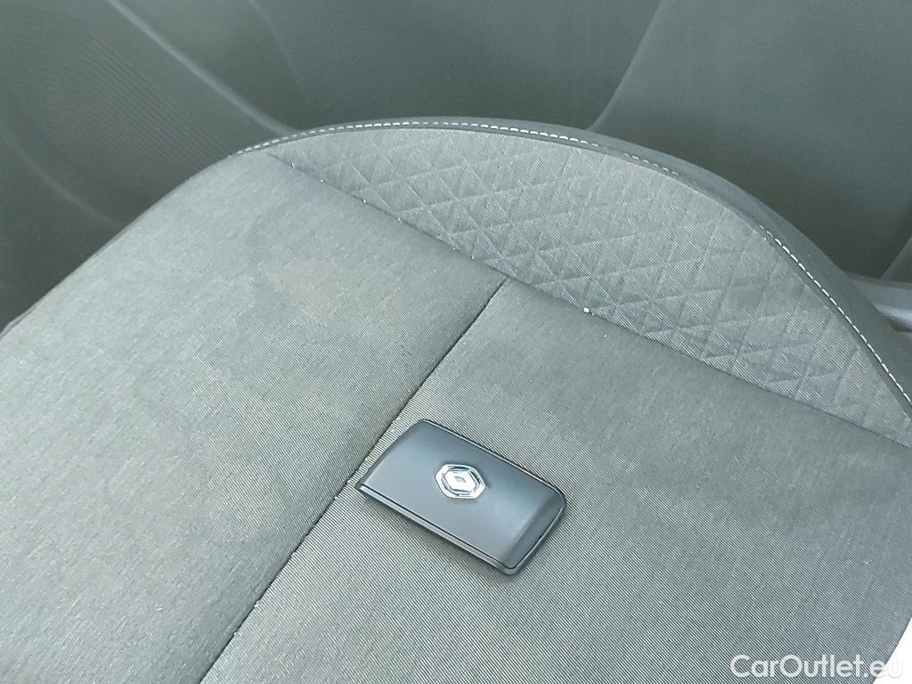  Renault  Captur RENAULT  / 2020 / 5P / todoterreno Intens TCe 90 #12