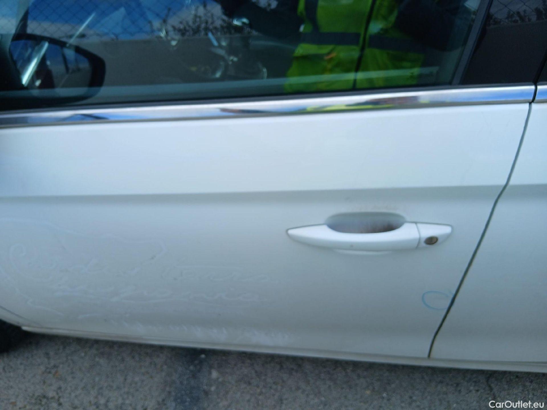  Opel  Corsa OPEL  / 2019 / 5P / berlina con portón 1.2T XHL 74kW (100CV) Elegance (CX) #32