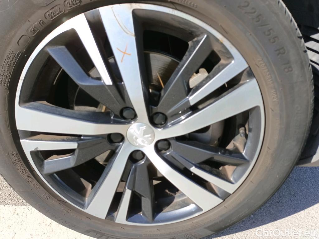  Peugeot  3008 PEUGEOT  Hybrid / 2016 / 5P / todoterreno 225 e-EAT8 Allure #8