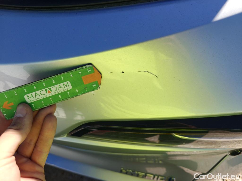  Toyota  Corolla TOYOTA  / 2019 / 5P / familiar 1.8 125H ACTIVE TECH E-CVT TOU SPORT #19