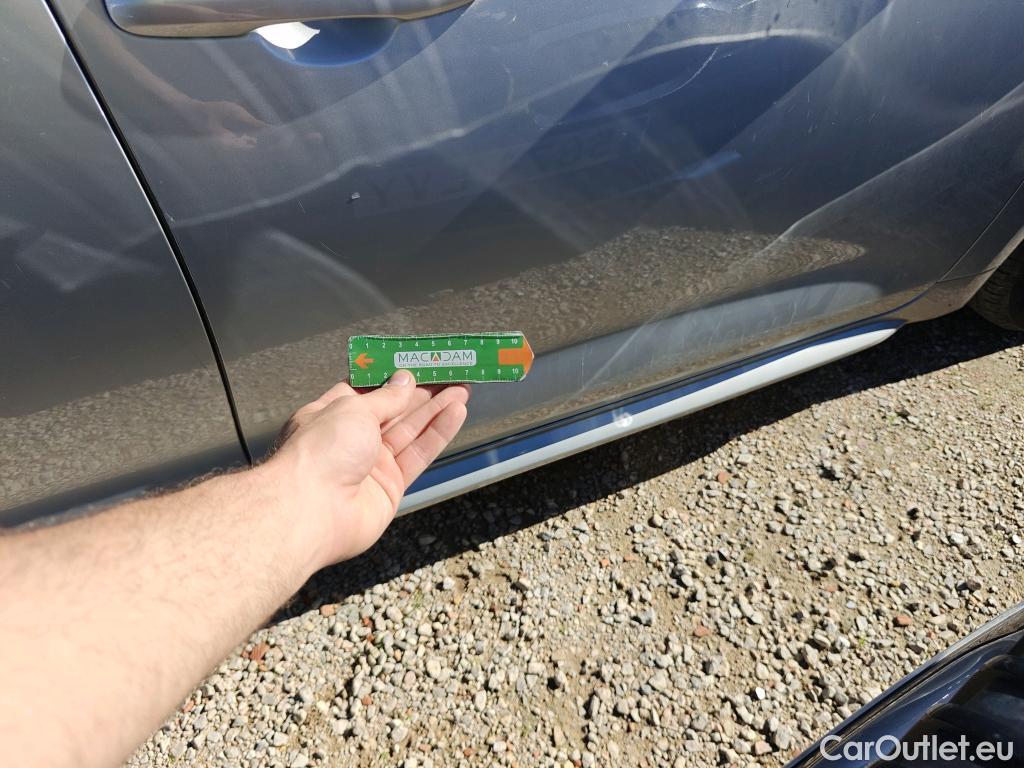  Toyota  Corolla TOYOTA  / 2019 / 5P / familiar 1.8 125H ACTIVE TECH E-CVT TOU SPORT #27