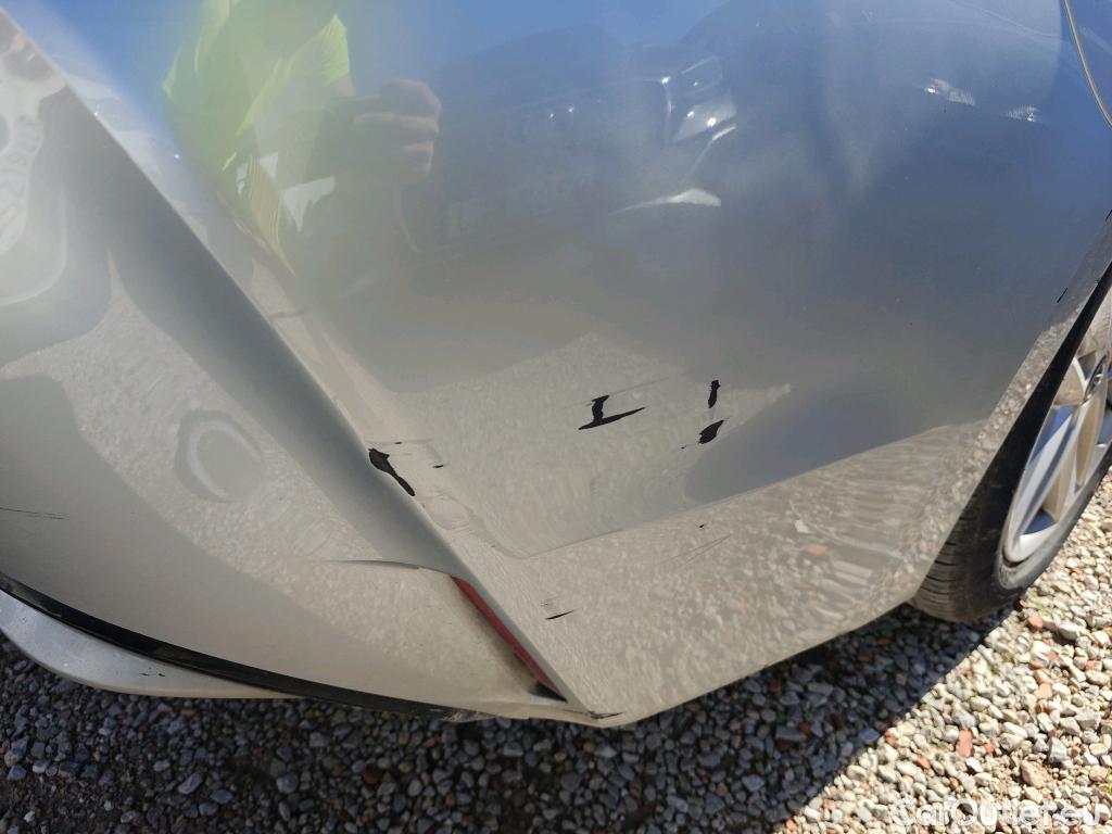  Toyota  Corolla TOYOTA  / 2019 / 5P / familiar 1.8 125H ACTIVE TECH E-CVT TOU SPORT #40