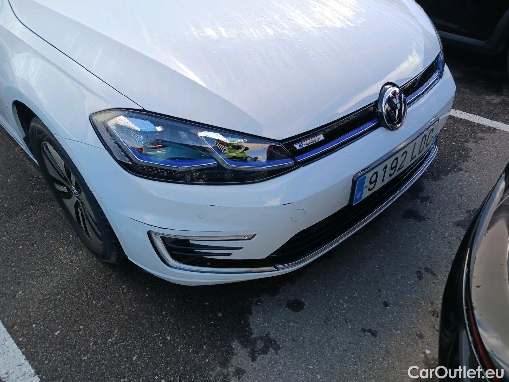  Volkswagen  Golf  VOLKSWAGEN / 2016 / 5P / berlina con portón e-ePower 110 kW (136CV) #5
