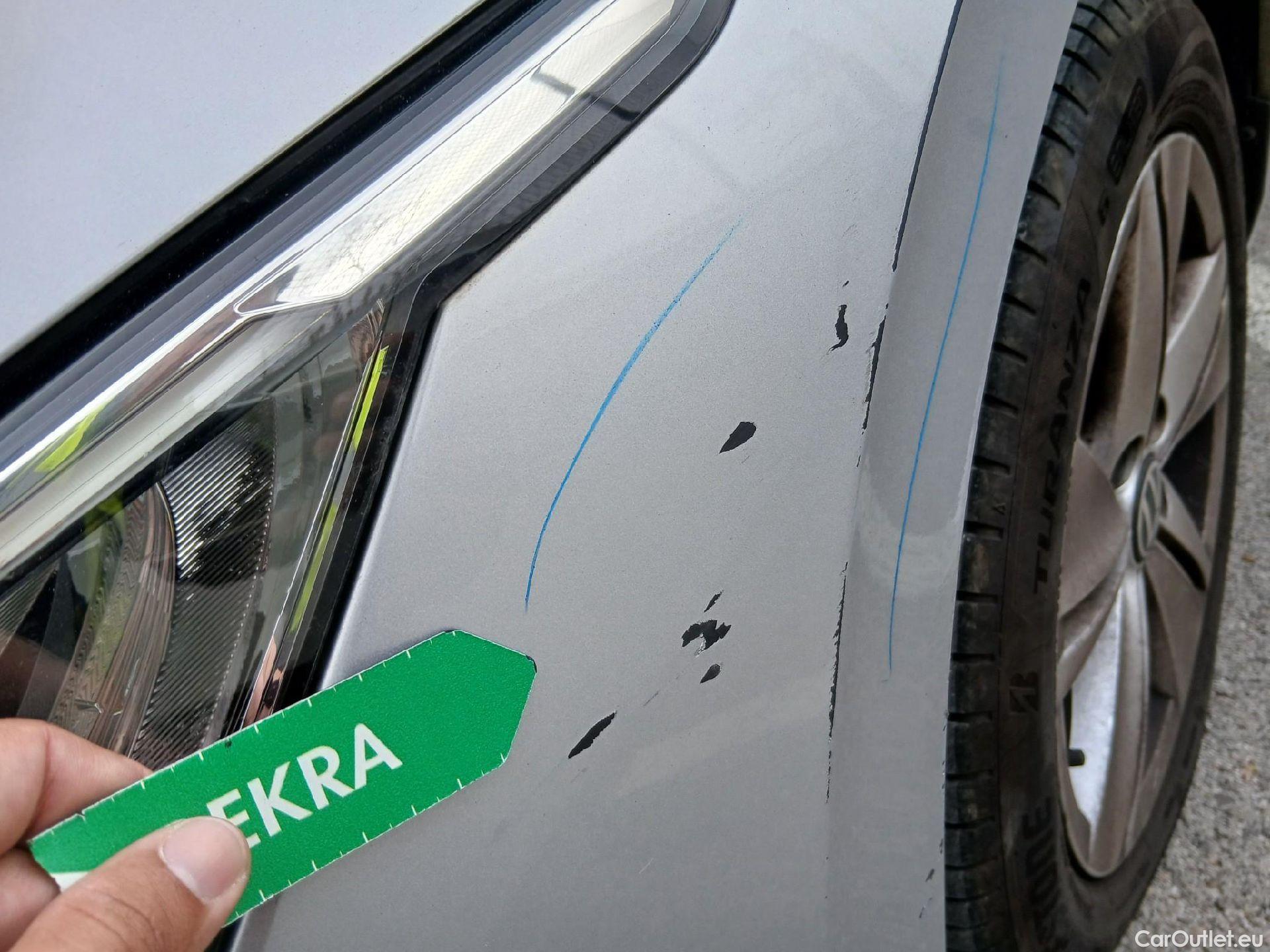  Volkswagen  Golf  VOLKSWAGEN / 2020 / 5P / familiar Life 1.0 eTSI 81kW (110CV) DSG Variant #4