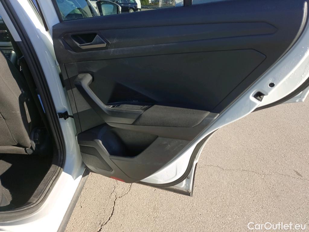  Volkswagen  T-ROC VOLKSWAGEN  / 2017 / 5P / todoterreno Advance 2.0 TDI 85kW (115CV) #5