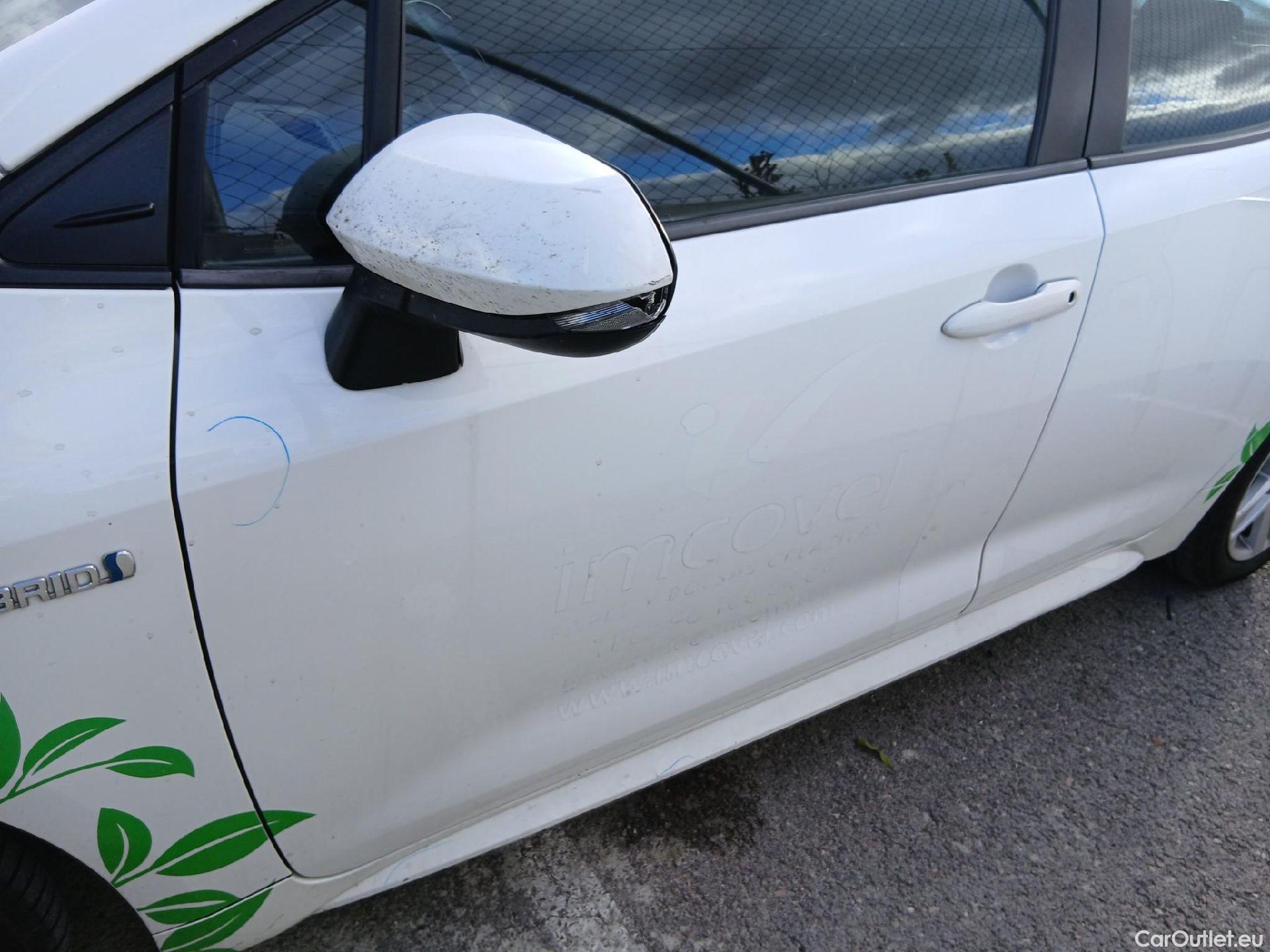  Toyota  Corolla TOYOTA  / 2019 / 5P / berlina con portón 1.8 125H BUSINESS PLUS E-CVT #12