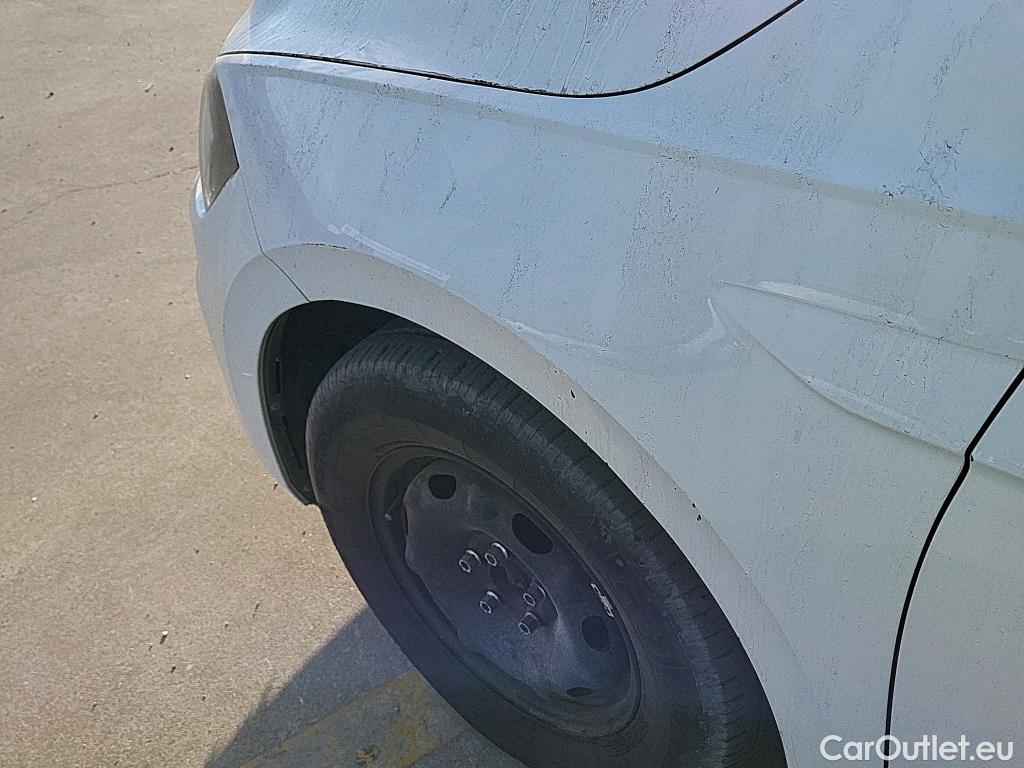  Volkswagen  Polo VOLKSWAGEN  / 2017 / 5P / berlina con portón Edition 1.0 59kW (80CV) #8