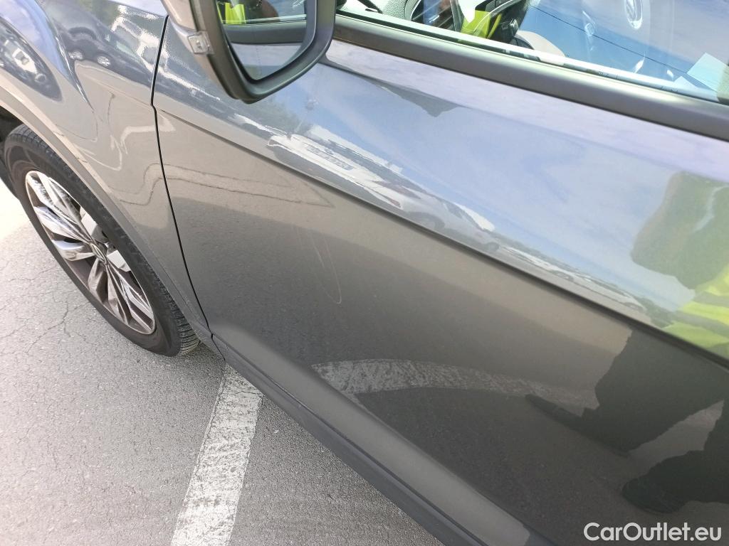  Volkswagen  T-ROC VOLKSWAGEN  / 2017 / 5P / todoterreno Advance 2.0 TDI 110kW (150CV) DSG (AC2) #7