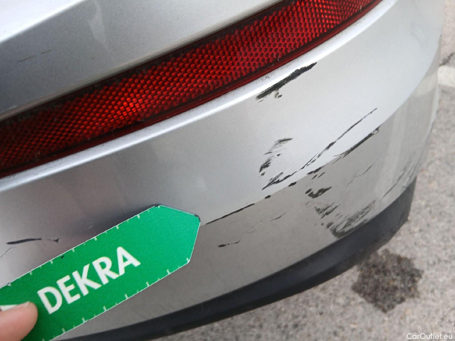  Volkswagen  Golf  VOLKSWAGEN / 2020 / 5P / familiar Life 1.0 eTSI 81kW (110CV) DSG Variant #16