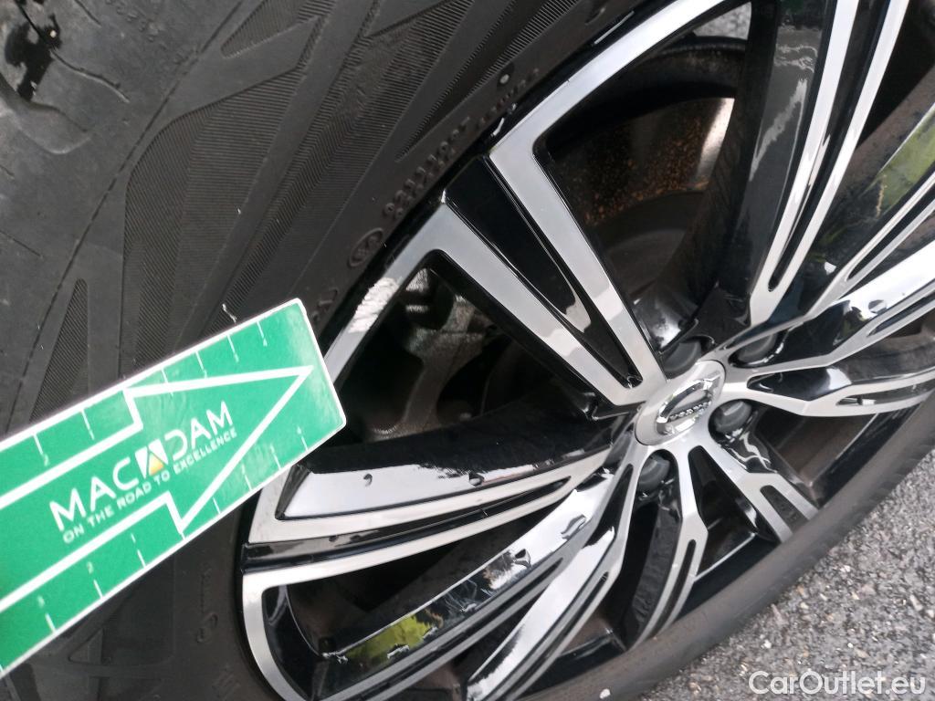  Volvo  XC60 VOLVO  / 2017 / 5P / todoterreno 2.0 T6 AWD Recharge Inscription Auto #31