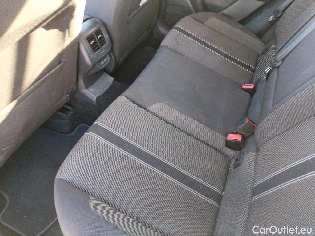  Volkswagen  T-ROC VOLKSWAGEN  / 2017 / 5P / todoterreno Advance 2.0 TDI 85kW (115CV) #20