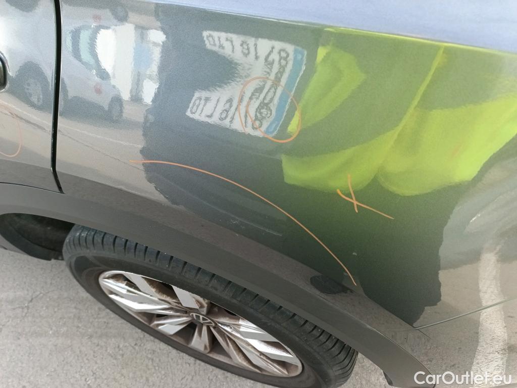  Volkswagen  T-ROC VOLKSWAGEN  / 2017 / 5P / todoterreno Advance 2.0 TDI 110kW (150CV) DSG (AC2) #20